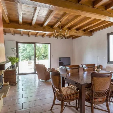 Puyperat Sleeps 4 Pool Wifi فيلة *